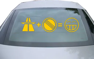 Produktbild von Indigos UG - Aufkleber Heckscheibe & Motorklappe DE2029 - gold - 600x150 mm - Autobahn Freak - Auto Scheiben Fenster Heckklappe Tuning Racing JDM - Die cut