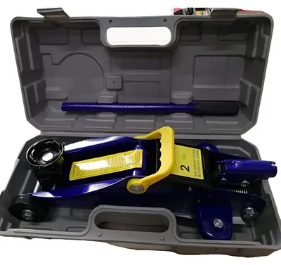 Obrázek produktu pro Hydraulický zvedák, nosnost 2 tuny, zdvih od 5,3" do 12,6", robustní ocelová konstrukce, otočná kola o 360°, nastavitelná výška rukojeti
