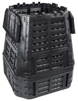 Obrázek produktu pro Černý plastový kompostér o objemu 740 litrů, s rozměry 93,3 x 93,3 x 113 cm a odolný vůči povětrnostním vlivům