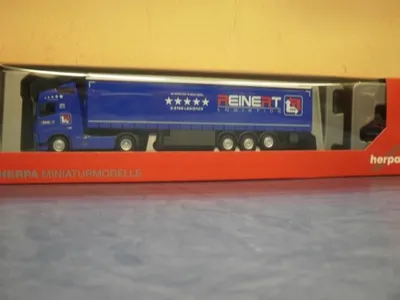 Produktbild von Herpa LKW Volvo FH4 Glob/Aerop. Ga-KSZ Reinert mit Stapler 308465