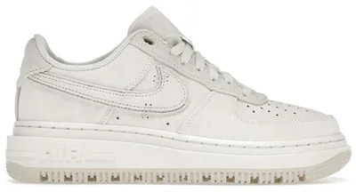 Productafbeelding van Nike Air Force 1 Low Luxe, kleur: Summit White/Light Bone, maat: EU 48.5