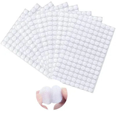 Obrázok produktu pre Samolepiace – 10 mm – suchý zips – bodové zapínanie – 540 kusov – zapínanie na suchý zips – samolepiace – okrúhle – biele – vhodné do školy