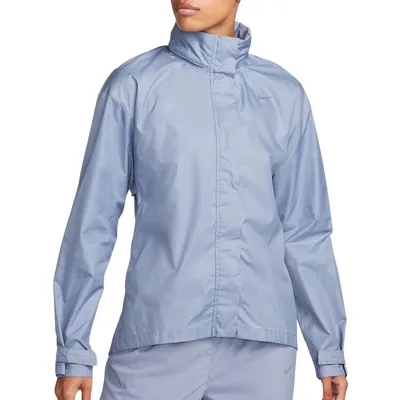 Produktbild von Nike Fast Repel Laufjacke Damen