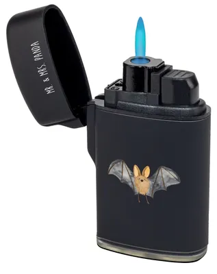 Produktbild von Mr. & Mrs. Panda Feuerzeug Fledermaus Flügel - Schwarz - Geschenk, Zünder, anzünder, Feuerzeuge, Lustige Sprüche, zigarettenanzünder, sturmfeuerzeug
