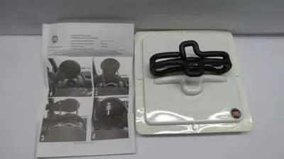 Produktbild von Original FIAT 500 Kopfstützenhaken multifunktional schwarz 50901708