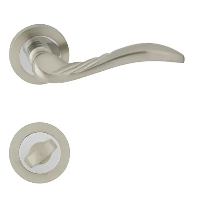 Produktbild von DOMINO Türgriff Drückergarnitur WC -Badezimmer Set | Rund-Rosette | Türklinke für Bürotür, Kellertür & Innentür | Türbeschläge aus Aluminium | Chrom/Nickel Türdrückergarnitur | PETRA-R M6/M9