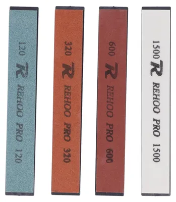 Immagine prodotto di Set di 4 pietre per affilare coltelli, con angolo di affilatura fisso, grane 120, 320, 600 e 1500, da utilizzare con acqua