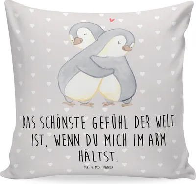 Produktbild von Mr. & Mrs. Panda Sofakissen Pinguine Kuscheln - Grau Pastell - Geschenk, für Frauen, Kissen 40x40, Freund, Heiraten, bedruckt, Dekokissen, Freundin, Jahrestag, couch