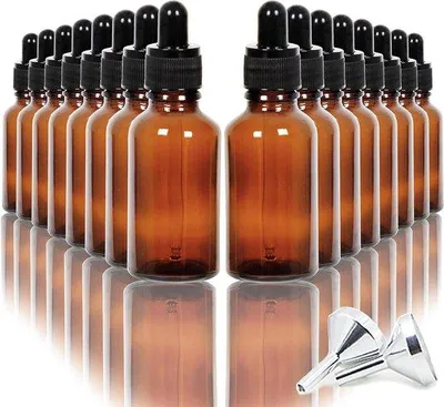 Produktbild von Set Bernsteinfarben 30ml Glasflaschen für ätherische Öle - 2 Metallmini-Spritzern