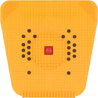 Productafbeelding van Drukkussen met magneten, pyramidale voetmat voor therapeutische doeleinden, geschikt voor stressvermindering en pijnverlichting, bevordert de bloedcirculatie en is nuttig bij problemen met de hielen, knieën, benen en ischias