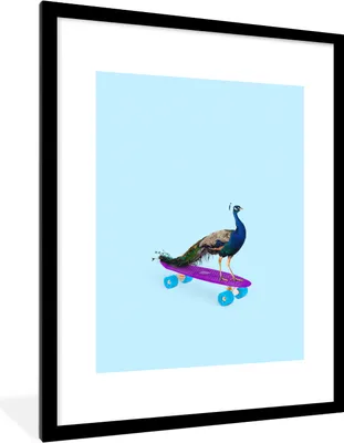 Produktbild von MuchoWow® Gerahmtes Poster Pfau - Blau - Skateboard - Tiere - Lustig 60x80 cm - Poster mit Schwarzem Bilderrahmen Wandposter Rahmen Foto Bilder - Wohnzimmer - Dekorationen - Prämie
