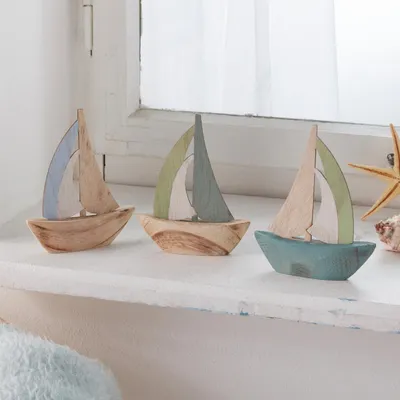 Produktbild von 3 Mini Segelboote Holz 10x12cm – maritime Deko