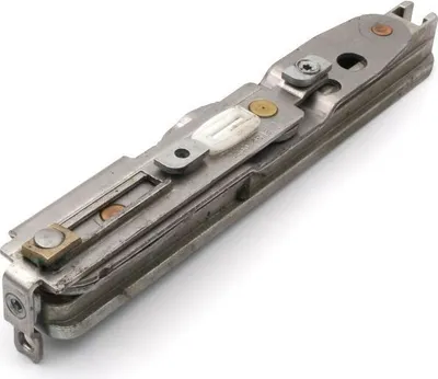 Produktbild von Schüco Drehschere AvanTec V 160 DIN links 275389 / 275391
