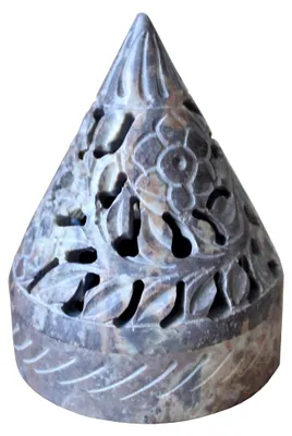 Produktbild von Räucherkegelhalter und Windlicht Pyramide aus Speckstein, H: 10,5 cm, Ø ca. 7 cm