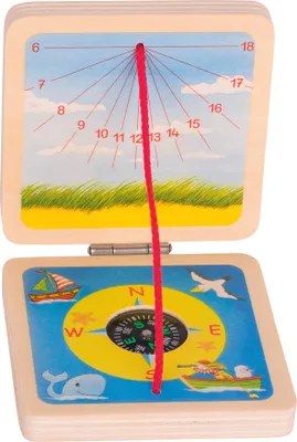 Produktbild von Goki hölzerne Sonnenuhr und Kompass -Taschengröße