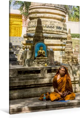 Produktbild von Calvendo  Textil-Leinwand 80 cm x 120 cm  hoch Ein Motiv aus dem Kalender Mahabodhi - der Tempel zu Ehren des Buddha, Santanna Ricardo; 7440947