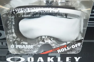 Imagen del producto de Gafas de motocross Oakley MX, color , modelo OO 7029 33, lentes transparentes