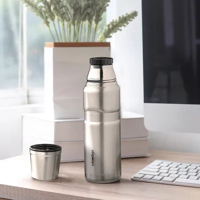 Zdjęcie produktu dla Butelka do picia z kubkiem 500 ml