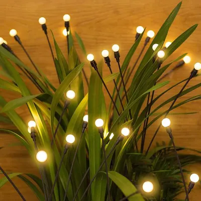 Produktbild von Salcar 2er Set 6 LED Gartenleuchten Solar Außen Glühwürmchen Lichter Solarlampen IP44 Wasserdicht Zwei Beleuchtungsmodi Gehwege Hof Pfad Gartendeko