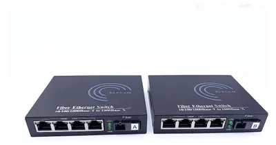 Zdjęcie produktu dla Elfcam – zestaw 2 sztuk konwerterów światłowodowych Ethernet – SC monomodowe, 4 porty SFP + 4 porty RJ45, zasięg do 20 km, moduł SFP w zestawie