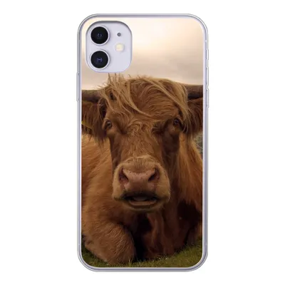 Produktbild von MuchoWow® Handyhülle Schutzhülle Hülle für iPhone 11 Schottischer Highlander - Tiere - Berg Silikon Softcase Handy Hülle - Handytasche