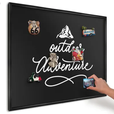 Produktbild von Magnettafel 80x60 cm mit schwarzem Rahmen - Magnetische Metalltafel, Magnetpinnwand zur Wandmontage für Wohnzimmer, Küche, Flur, Kinderzimmer und Büro - Outdoor-Abenteuer