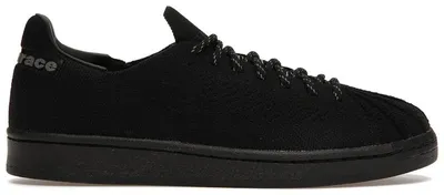 Produktbild von adidas Superstar Primeknit Pharrell Triple Black - EU 42 2/3