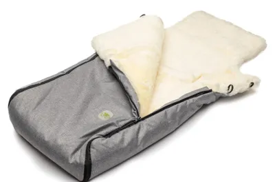 Produktbild von Lammfell Babyfußsack KESSY für Kinderwagen und Buggy Grau