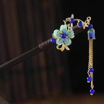 Produktbild von 1 Stück chinesisch-japanische Haarnadel in Blau für Hochzeiten und Partys, Retro-Haarnadel aus Holz, Blumen-Haarstäbchen, Vintage-Haarstab mit Quasten, Hanfu-Haarnadel, Haarstylingnadel, Haarschmuck und Haarklammer