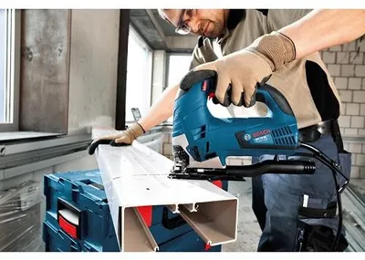 Produktbild von Bosch GST 90 BE Professional Stichsäge im Karton