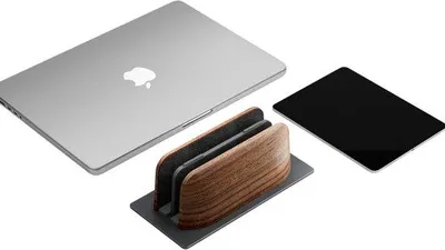 Productafbeelding van Famanu laptopstandaard van walnoothout - Verstelbare houder voor twee laptops