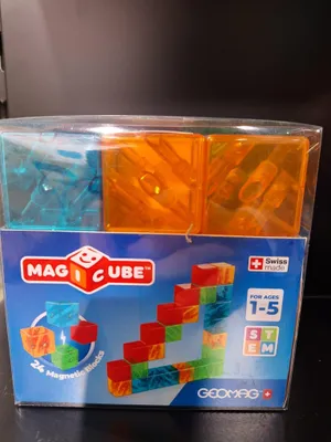 Produktbild von Geomag magnetisches Konstruktionsspielzeug Magicube Gems Colors Crystal 24 Stück