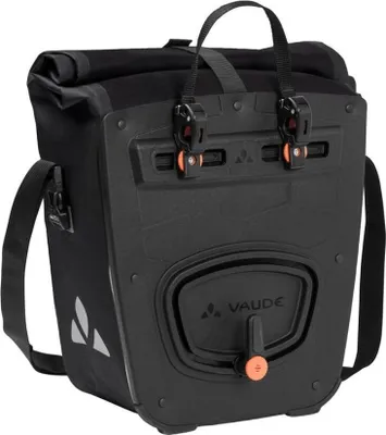 Produktbild von Vaude Aqua Front Fahrradtasche - Recyceltes Hauptmaterial, Farbe:black