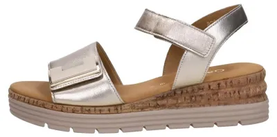 Productafbeelding van Gabor Sandalen Plat Sandalen Plat - goudkleur - Maat 37