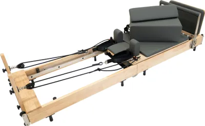 Immagine prodotto di Macchina per Pilates in legno di quercia, pieghevole, portatile, multifunzionale, con resistenza regolabile, attrezzo per palestra domestica, compatta, con accessorio Jump Board e rotelle, copertura protettiva inclusa