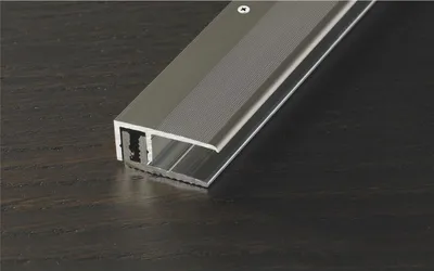 Produktbild von Abschlussprofil PROLINE PROVARIO UNI 7-18 mm Aluminium 100 cm schraubbar eloxiert Edelstahl Abschlussleiste Übergangsprofil Übergangsleiste Höhenausgleichsprofil Anpassungsprofil