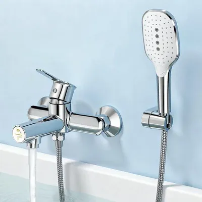 Productafbeelding van Badkraan met handdouche chroom