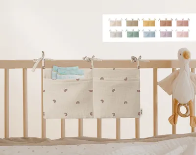 Produktbild von Babybett Organizer Tasche Aufbewahrung aus Musselin Farbe Rainbows
