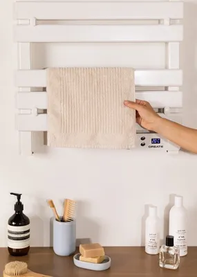 Produktbild von Create CREATE - Elektrischer Handtuchhalter für die Wandmontage 150W, ohne Ablagen - Weiß - WARM TOWEL MINI