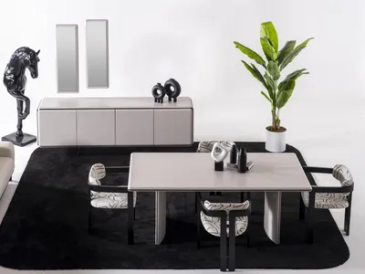Image de Élégant ensemble de salle à manger beige avec table, chaises et buffet