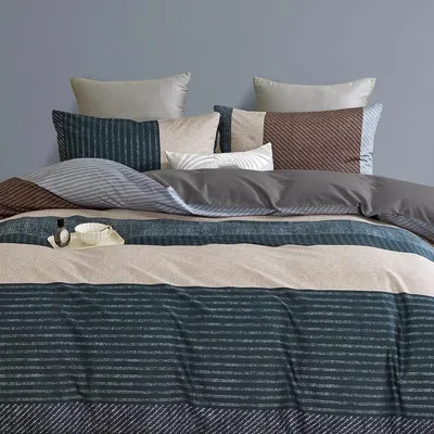 Produktbild von Traumschlaf Premium Bettwäsche Newport grau, Schweizer Mako-Satin 135x200 cm + 80x80 cm