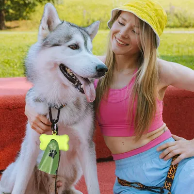 Produktbild von Hunde-Kotbeutel 765 Stück mit Spender - Biologisch abbaubare und starke Kotbeutel für Hunde