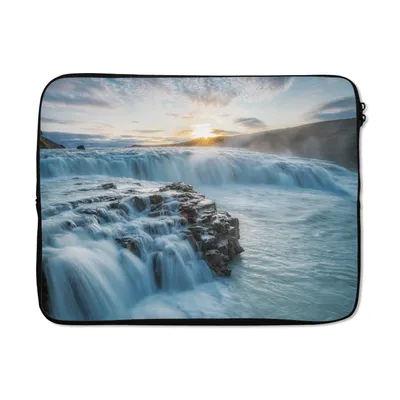Produktbild von MuchoWow® Laptop Hülle 17 Zoll Laptoptasche Wasserfall - Wasser - Steine - Sonne - Natur - Zipper - Schutzabdeckung