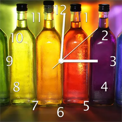 Produktbild von Wallario Design Wanduhr Blau-lila Flaschen aus Echtglas, Größe 30 x 30 cm