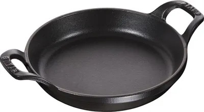 Produktbild von Staub Gusseisen Cocotte rund schwarz Bräter ohne Deckel 20 cm