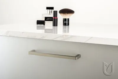 Produktbild von Davide 128 Möbelgriff aus mattem Chrom