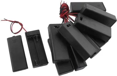 Zdjęcie produktu dla Plastikowy uchwyt na 2 baterie AAA 1,5 V, czarny, opakowanie 10 sztuk