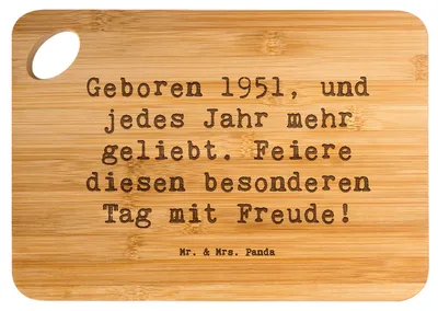 Produktbild von Mr. & Mrs. Panda Holzbrett Spruch 1951 Geburtstag - Transparent - Geschenk, Jubiläum, geliebt, Alter, Frühstücksbrett, Küchenbrett, schneidbrett, Geburtsjahr, Hackbrett