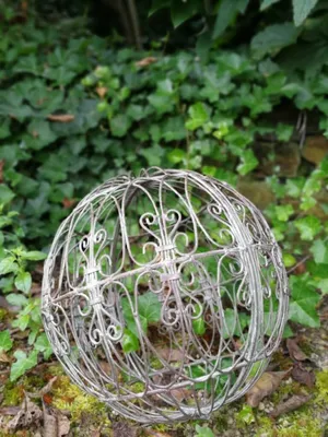 Immagine prodotto di Palla decorativa Bolzano, grigio-marrone Palla decorativa Bolzano, grigio-marrone - 30 cm