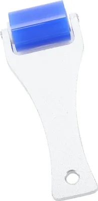 Imagen del producto de Rodillo manual de limpieza para eliminar el polvo, con función electrostática para atrapar pequeñas impurezas, mango de aluminio, color azul, rodillo de 3 cm (1.2 pulgadas)